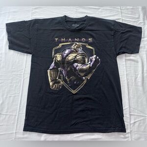 Marvel Thanos Men’s T-Shirt Armored Avengers   Villan Looks Back Size L